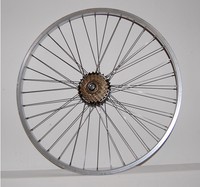 K26 Hinterrad 26 Zoll Laufrad mit Zahnkranz 7-fach Kastenfelge silber