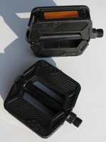 Felt Cruiser Pedal Stahl schwarz 9/16