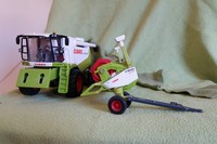 :-) SIKU Farmer Ernte Claas Lexion 600 1:32