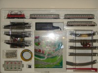 Märklin Z 81870 Startpackung 230 Volt Intercity-Personenzug  +Neuware++