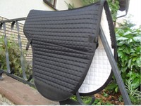 Sattelpad, mit  Fellunterseite und herausnehmbaren Gummieinlagen,Neu !!!