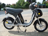  Elektro Roller mit 20 km-h. Ab 2 September 2014 : Elektroroller Center Hannover