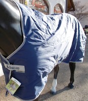 BUCAS Freedom Turnout medium High Neck 150g,  Winterdecke Bucas, Farbe navy