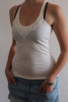Weißes Top Tanktop Sportlich "Stradivarius" Gr. S Stickerei Baumwolle *wie neu