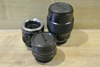 MINOLTA OBJEKTIVE ROKKOR 1:1,7 f=50 UND MACRO 1:3,5 f=100 MM