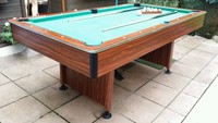 Billardtisch 