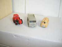 Permot Espewe Traktor D4K-Dutra,Barkas B1000-Krankenwagen und Skoda-KLW  1:87