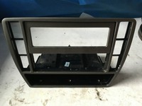 VW Passat 3B 3BG DIN Radioschacht Einbaurahmen Mittelkonsole 3B0858069K Carbon