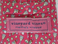 Vineyard Vines Men Red Martini 100 % Silk Tie Neck Necktie Mens USA Made US