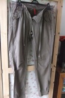 S. Oliver Cargohose kaki, Gr. 38/40