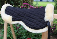 100% echt Lammfell: Hochwertige Unterlage Sattelpad Sattelkissen Springkissen