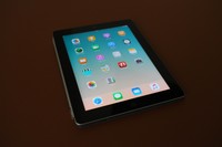 Apple iPad 2 Wi-Fi 16GB, 24,6 cm (9,7 Zoll) - Schwarz
