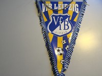 VFB Leipzig XL Wimpel  BRD Versandkostenfrei ca 40x27  cm Metallkette