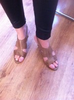 Leone Sandalen Camel Leder Holzabsatz 40