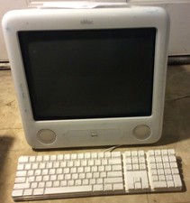 Apple M8655LL/A eMac 700 MHz 1 GB RAM 40 GB HD w/ Power Cord/Keyboard LOCAL ONLY