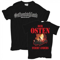 T-Shirt Der Osten feiert anders ostdeutschland ossi ultras stadion halbzeit 