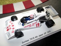 1/43 Surtees TS19 #19 Alan Jones 4th GP Japan 1976 Spark S4013 MINT BOXED!