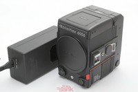Rolleiflex 6006 mit Magazin, Akku und Ladegerät
