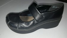 Mia black 7 1/2 M vintage 90's leather codie