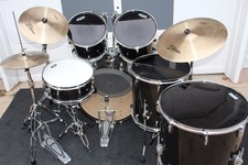 2000-02 6 pc Pearl Export Lacquer Drum set with Zildjian A Cymbals