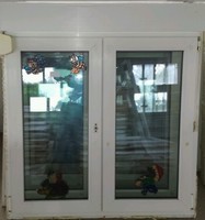 Kunststofffenster Zweiflüge,Rollladen,                  Fenster 1.24 m  x 1.36m