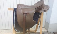 Baumloser Barocksattel Dressursattel spanischer Stil , sehr viel NEUES Zubehör