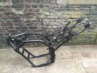 Yamaha Fazer FZS 600 RJ02 Rahmen Hauptrahmen unfallfrei Top  Si