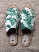 Espandrilles Slip on von H&M natur grün Blätter  Größe 41