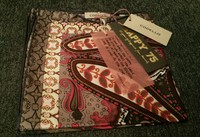 Codello seiden Tuch bordeaux rot Orient Print Triangle Scarf Seide silk NP79,95♡