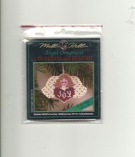 Mill Hill "Joy Angel" Pin Kit/Oop 1990