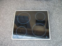 Nr. 86 Ceranfeld  indesit Nur loses Glas Kein INNENLEBEN  ACHTUNG KEIN VERSAND