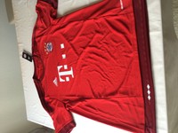 FC Bayern München Trikot Größe L mit Etikett, 35 % reduziert