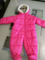 Carters Baby girl snowsuit, size 12 month. NWOT.