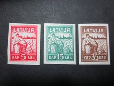 LATVIA-1919-Liberation of RIGA- 5-15-35 kap.-MINT