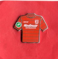Pin TRIKOT  SSV JAHN REGENSBURG   ROT    2013-14