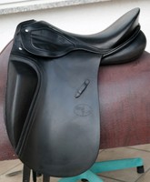 Passier Dressursattel First Lady - 17 Zoll - neu gepolstert