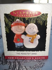 Hallmark 1993 The Peanuts Gang 1st in the Series Charlie Brown Snowman