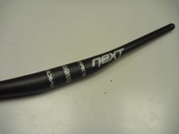 Race Face Next Carbon Lenker 10mm Rise 35 x 740mm