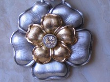 ~Brighton Keychain "Retro Garden" Key Fob Flower Crystal Daisy Gold decor NWT!!~