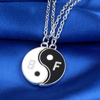 2 X HALSKETTE PARTNERKETTE YIN YANG BEST FRIENDS FREUNDSCHAFT SCHWARZ WEIß NEU