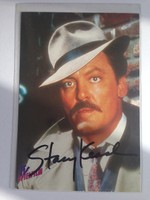 +++ Stacy Keach original Autogramm auf Postkarte ++