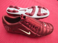 Nike Total 90 III VT, Rot, Gr. 38,5  US 6 Bewährt & Hübsch NEU Schnäppchenpreis