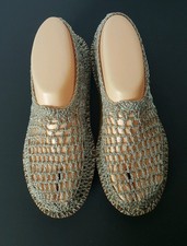 Vtg Bertlyn New York Shoes Medium Silver Crocheted Slip Ons