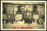 orig. WK2 FOTO - ELITE WACHMANNSCHAFT AUF DER BURG IN PRAG - MUSIK KAPELLE