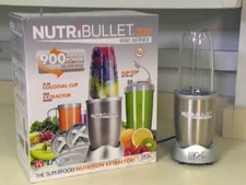 NutriBullet 900 Watts Extractor Blender & Juicer set BRAND NEW!! 100%