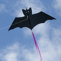 Drachen Big Bat BLACK, ab 3 J., Größe: 95x38cm, mit Schnur und Drachenschwanz