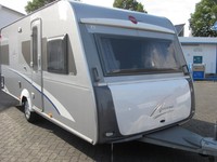 2009 Bürstner WOHNWAGEN  franz BETT Rundsitzgrppe Thetford WC Truma Therme WW