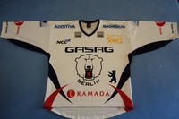 DEL Eisbären Berlin Trikot mit Originalunterschriften der Mannschaft, Gr. 52