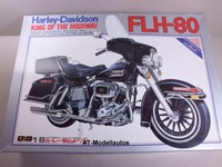 Harley Davidson FLH 80 ungebauter Bausatz Nagano 1:8 Motorrad Modellbausatz OVP