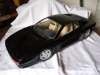 Ferrari Testarossa 1:8 Pocher-Rivarossi, Schwarz